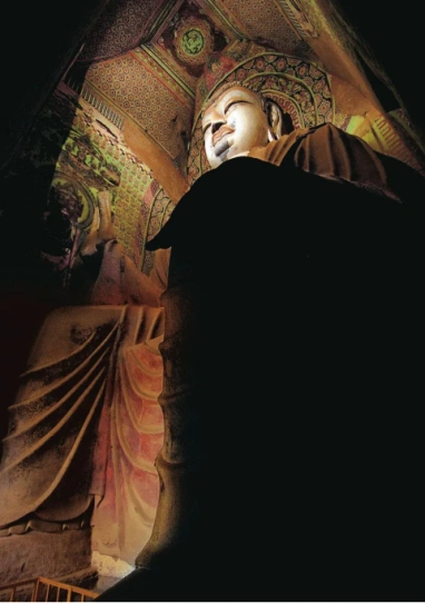 Giant Buddha statue